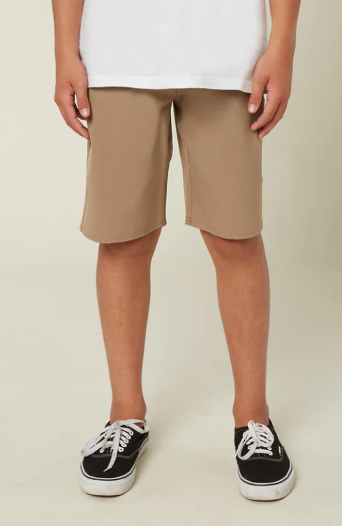 Reserve Solid 18" Boys Walking Shorts