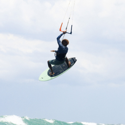 Mitu Pro Carbon Kiteboard