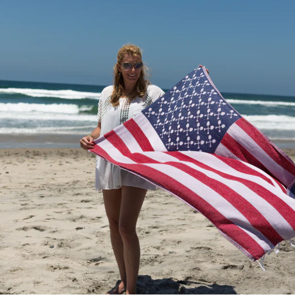 American Flag Turkish Towel – Quick‑Dry Beach Towel | Beachmate
