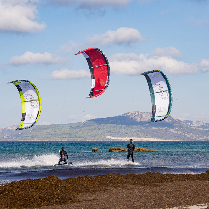 Eleveight RS V10 Kite