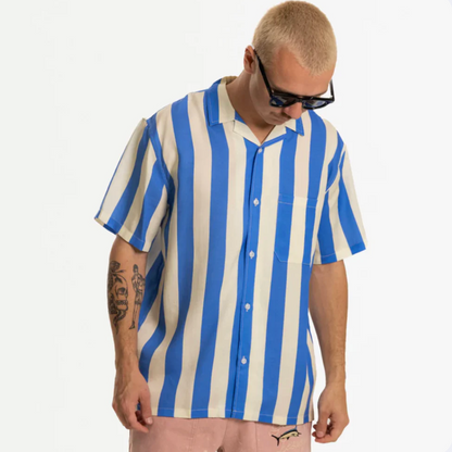 Travel Buttonup